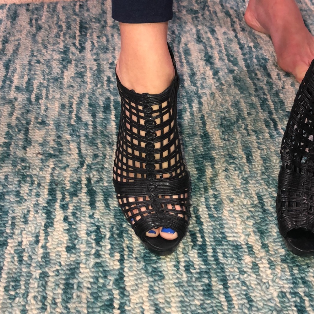 Stuart Weitzman cage heel